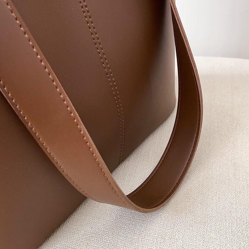 Elegant Women's Shoulder Bag High Capacity Versatile Bucket Bag_voghion.com