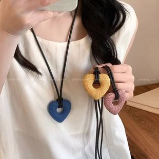 �n���������Ի�ɽʯ�U�մ�̖���ĺ�ɫƤ�K�L��insС�����së���