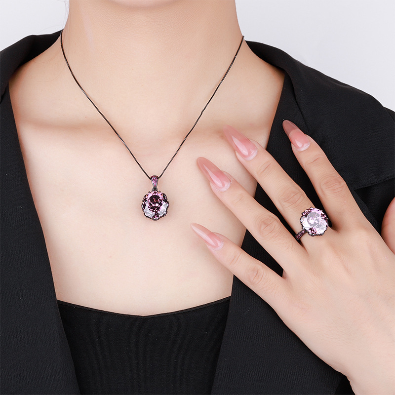 2024 Nuevo estilo Zhuang Shengsheng Jewelry Simulation Nido de pájaro Seco Rose Paparacha Juego de oro negro de lujo ligero 14*16