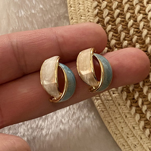 �����ȡ��r�ж��ٵ��Ͷ��h ���|ײɫ���P䓶�� С�����E583