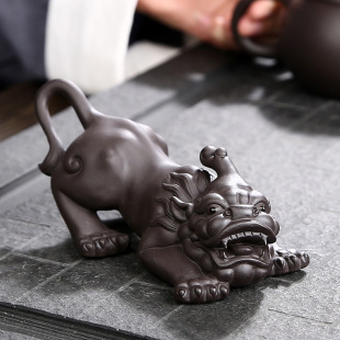 Lucky brave tea pet ornaments boutique can raise handmade purple sand tea pet tea play tea table tea table tea set spare parts