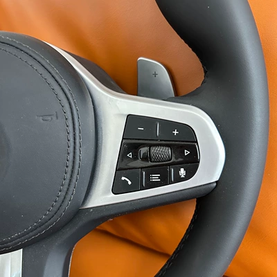 Steering Wheel Modification Assembly — Steering wheel