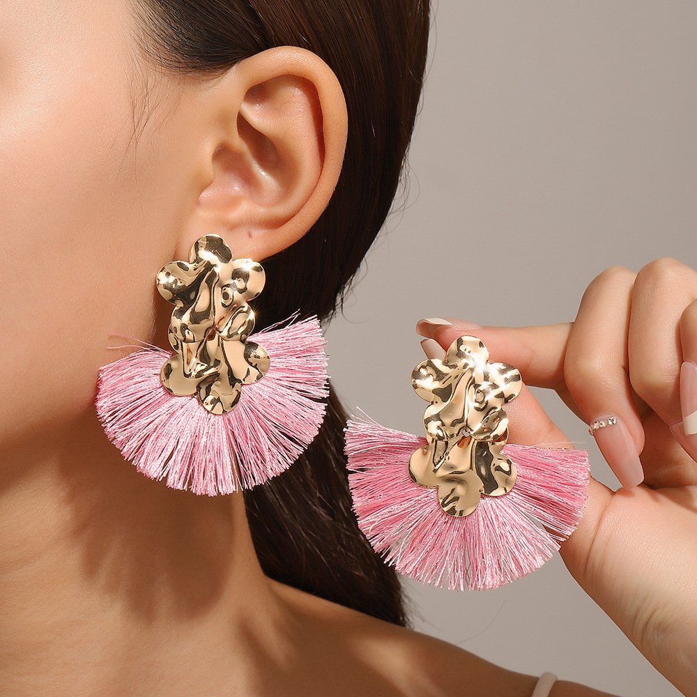 retro small design earrings with tassels