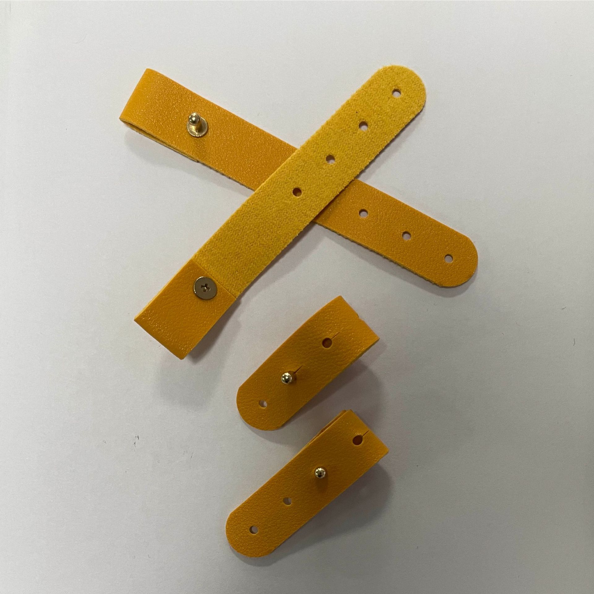 로고가없는 노란색