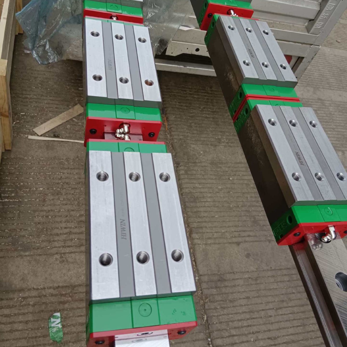 钻头研磨机设备用上银HGW35HA，HGW30CC滚珠钢球型滑块导轨