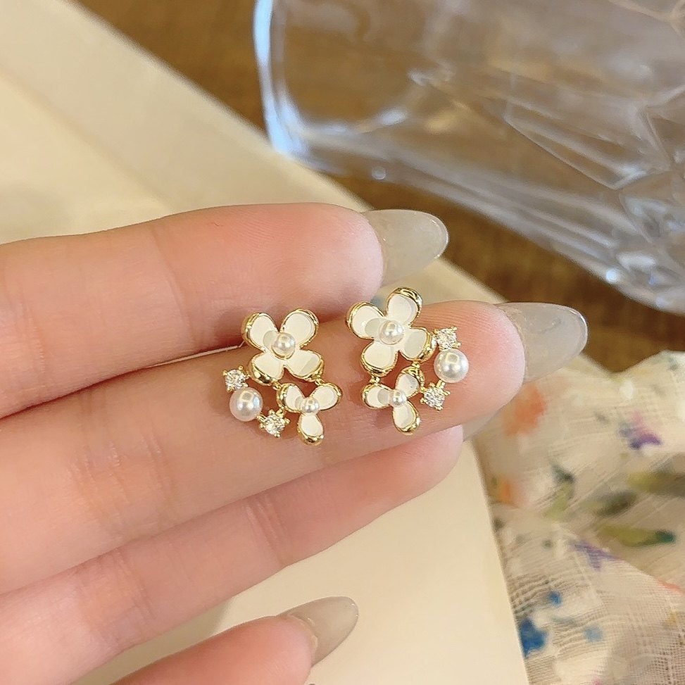26#珍珠小花蚊香盘耳夹