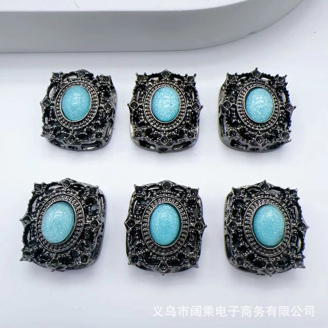 ダイヤモンドの長い方の大きい魔の箱の多い八穴のジルコニウムのdiyの手作りのビーズのブレスレットのネックレスの合金のアクセサリーのビーズの部品