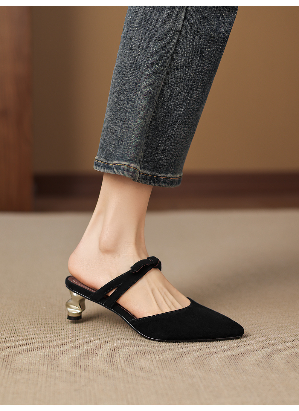 Dép sandal nữ da lộn mũi bọc quai chữ V, gót thấp, phong cách mùa hè — màu nâu chi tiết 7