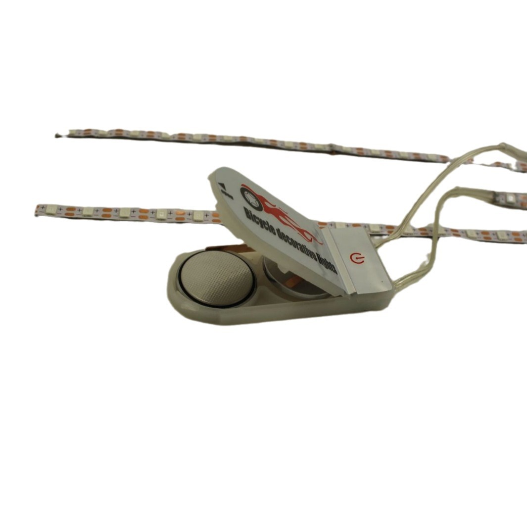 Luz decorativa de la bicicleta luz trasera de la bicicleta de montaña luz muerta luz voladora luz de advertencia Marco de luz estante de luz trasera