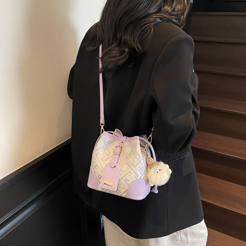 撞色菱格百搭水桶包气质外贸女士斜挎包bags时尚简约流行单肩女包|undefined