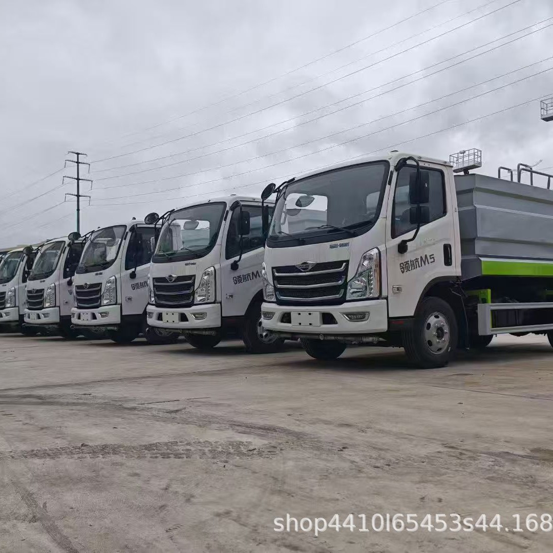 Qifang Blue Brand Source Manufacturer Direct Sales, Sprinkler Truck Wholesale Manufacturer, Door-To-Door Delivery with License Plate Included