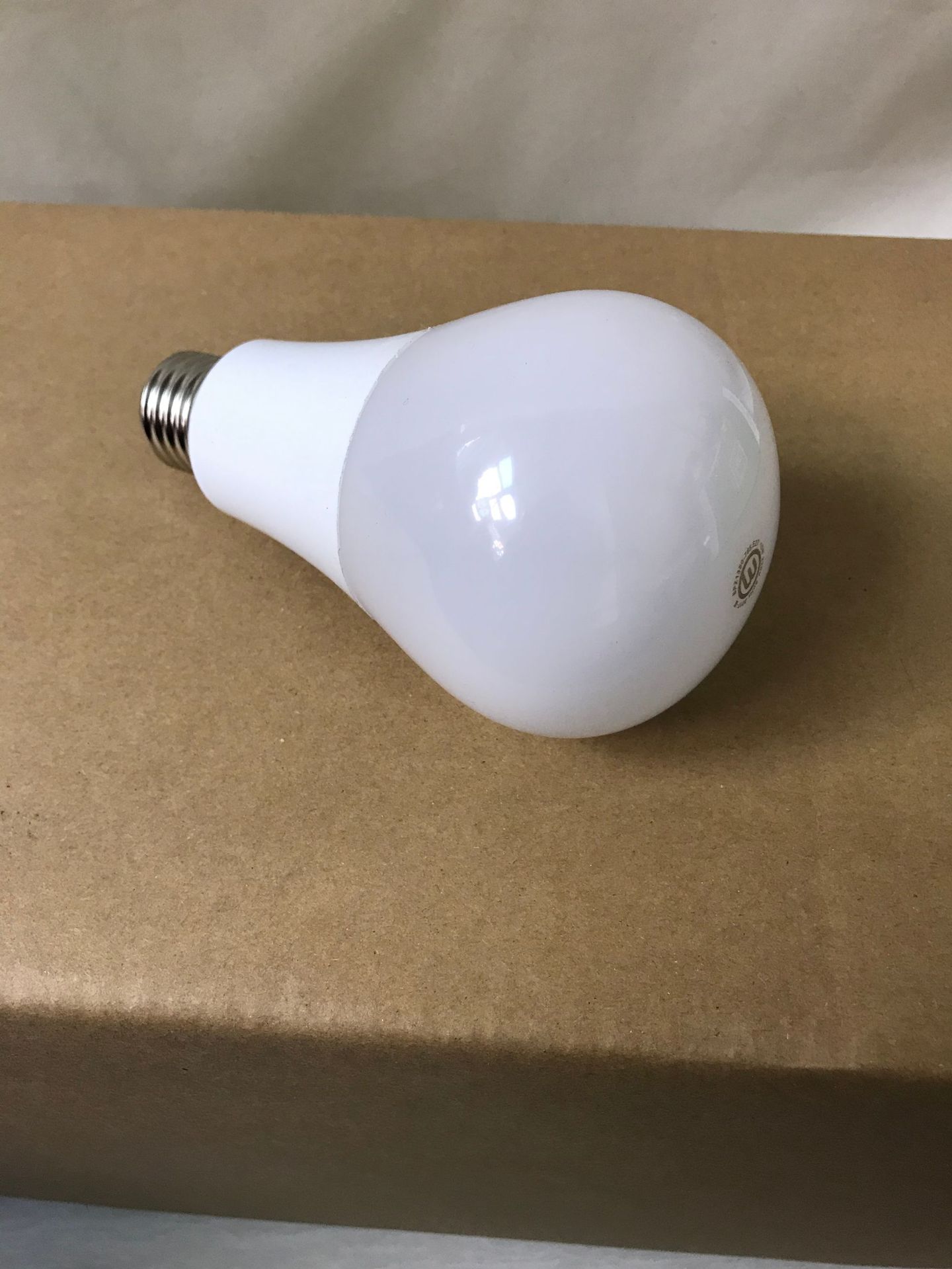 雪莱特照明led球泡e27螺口家用节能灯泡楼梯仓库电灯泡LED球泡灯-阿里巴巴