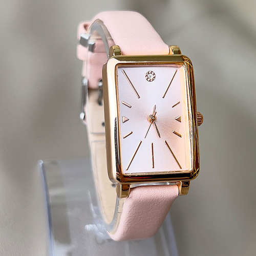 New Small Green Table Lady Retro Fashion Square Quartz Watch Wholesale Manufacturer