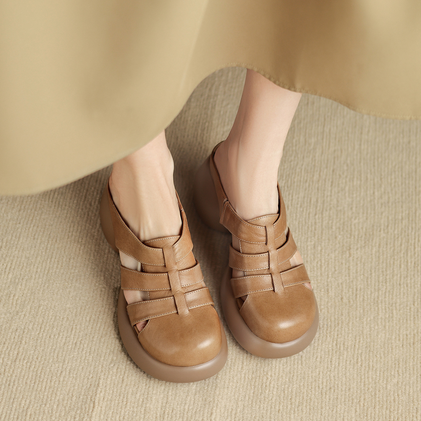 Sandal cao gót nữ mũi hở phong cách La Mã đế dày 6 cm — đen