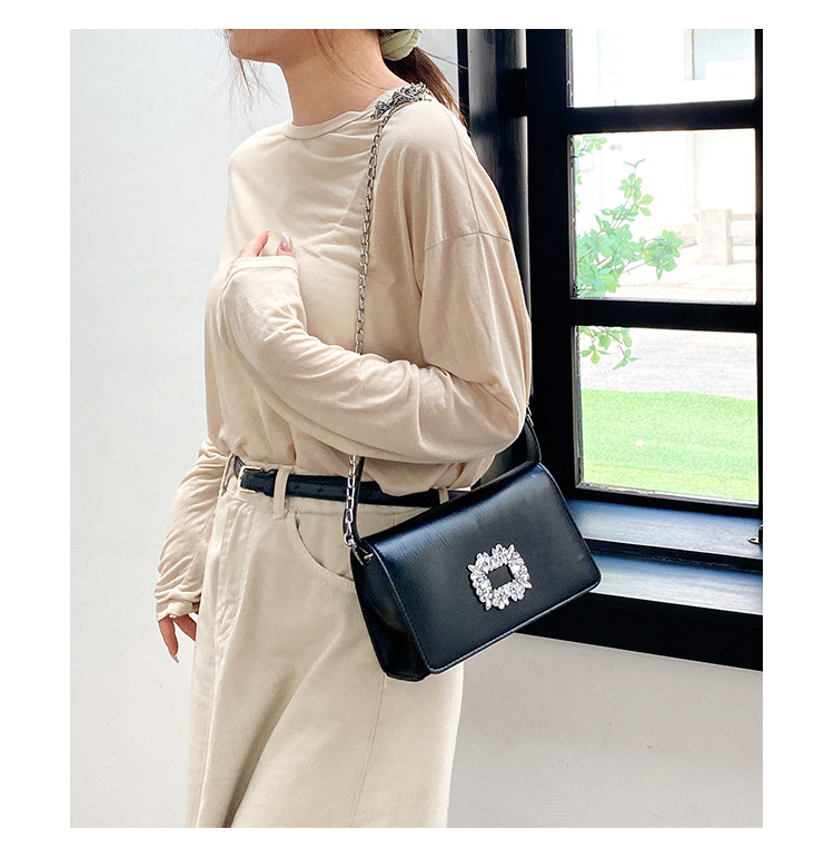 2023 Borsa a tracolla a tracolla con diamante appiccicoso versatile di nuova moda Borsa a tracolla da donna piccola borsa quadrata Produttore Borse da donna all'ingrosso_voghion.com