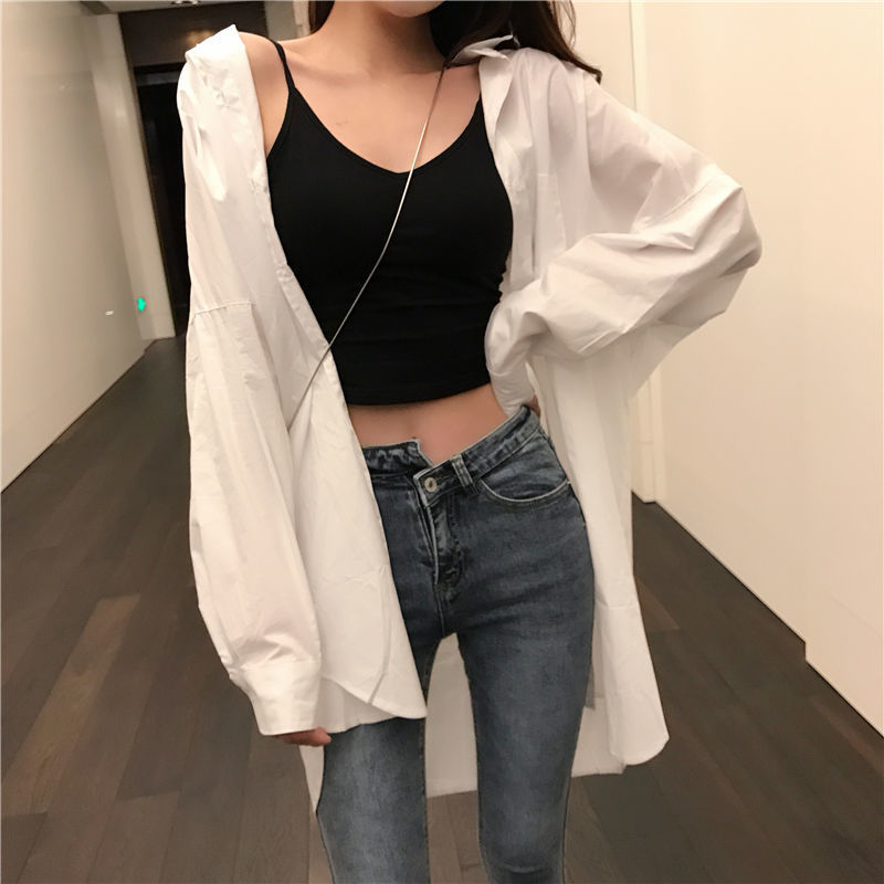 봄과 가을 새로운 올 매치 디자인 센스 틈새 화이트 셔츠 여성의 느슨한 게으른 홍콩 스타일 드롭 센스 중간 길이