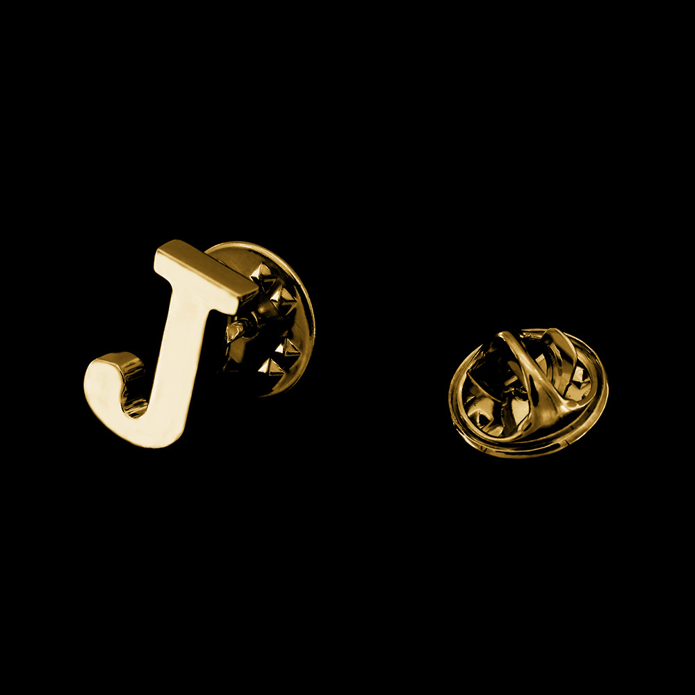 [Cobre puro de doble capa de galvanoplastia sin inventario] Joyería de los hombres de moda 26 letras broche collar pin insignia al por mayor