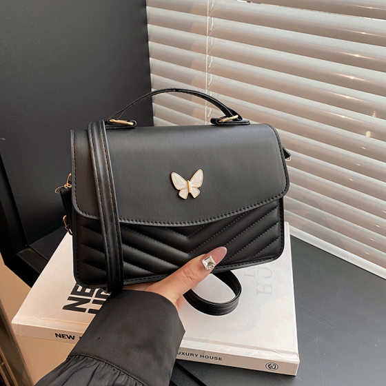 Simple Trendy Fashion Crossbody Bag 2024 Autumn New Korean Style Rhomboid Shoulder Bag Niche All-match Portable Small Square Bag