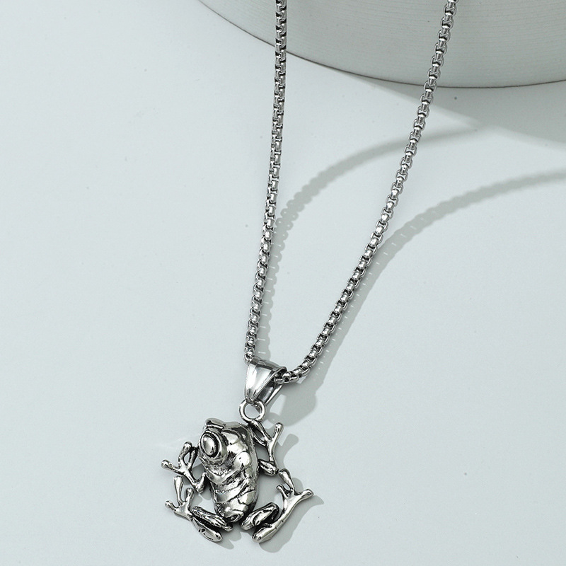 Wholesale Jewelry Punk Style Frog Pendant Stainless Steel Necklace Nihaojewelry display picture 4