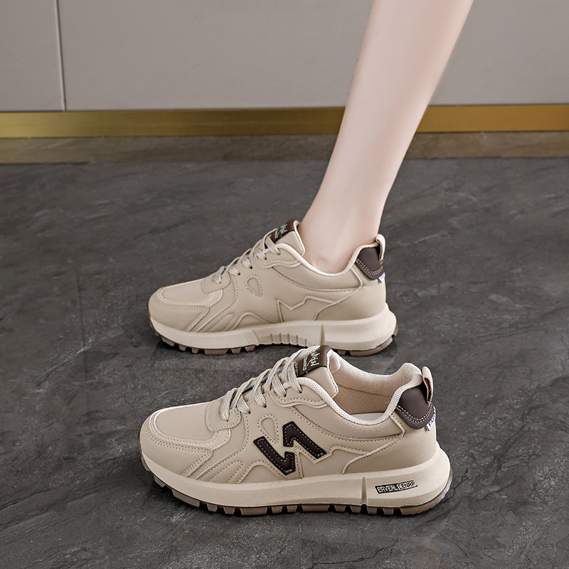 2025秋季轻便阿甘鞋女皮面防水ins潮老爹鞋百搭运动休闲一件代发