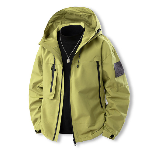 New soft shell jacket for men's trendy outdoor jacket windproof waterproof casual sports jacket versatile