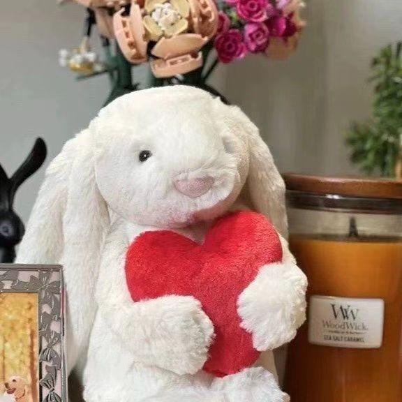 元英jellycat元英バレンタインデーの誕生日に愛を抱いています。|undefined