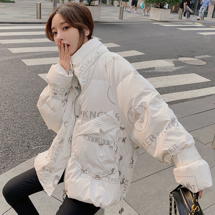 羽绒服女2021年新款短款免洗亮面字母高端个性时尚白鸭绒反季特价