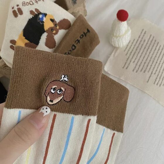 Autumn and winter autumn and winter Korean socks puppy in the tube cute sausage dog cartoon college ins pile tide Joker oh