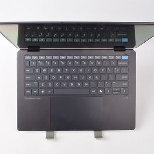 ��һ�����l���m�û�����BookUltra14���`Spectrex360162024�I�PĤ