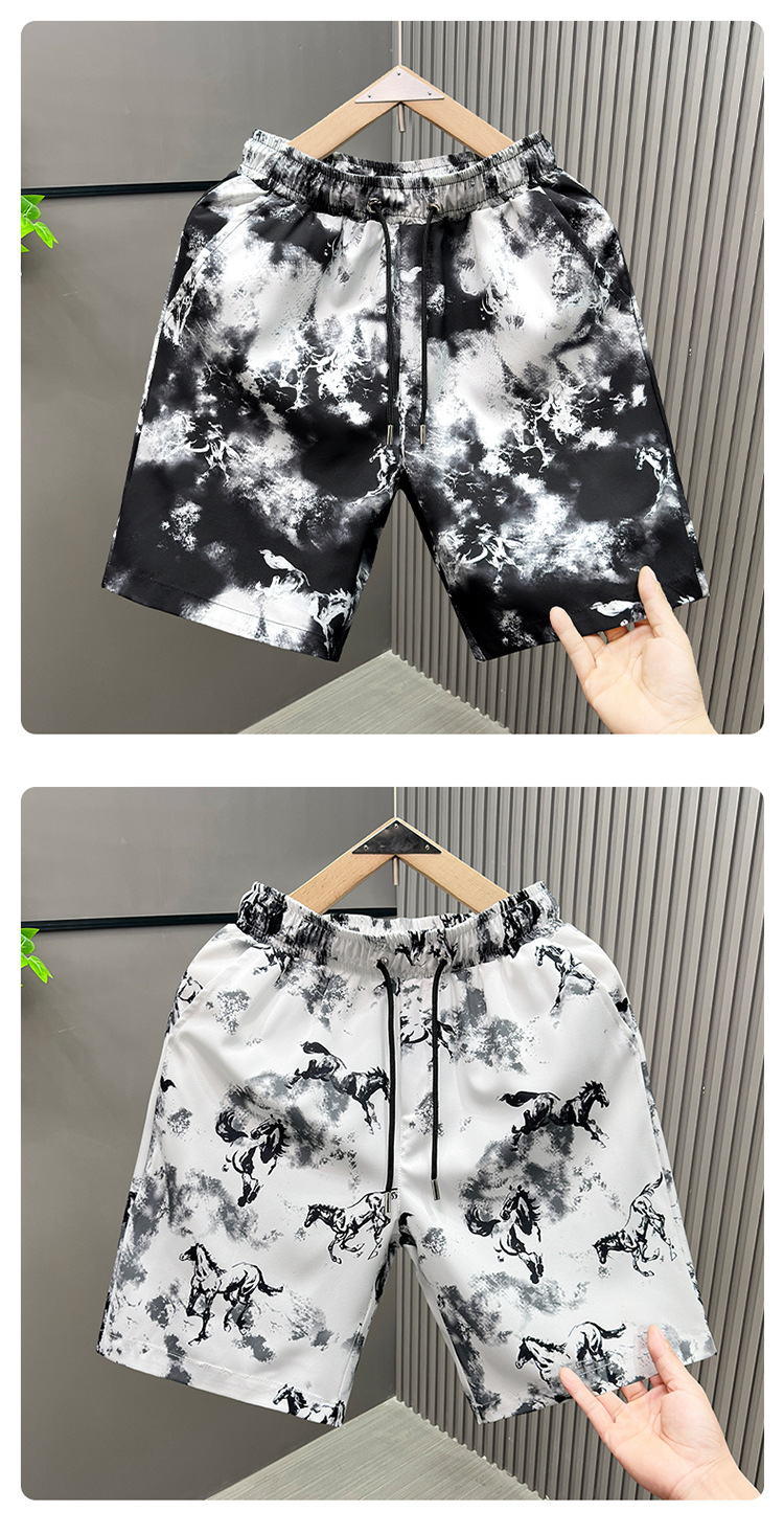 Plus Size Men's Summer Golden Horse Print Casual Loose Five Point Pants Extra Large Stylish Versatile Shorts_viptrois.com