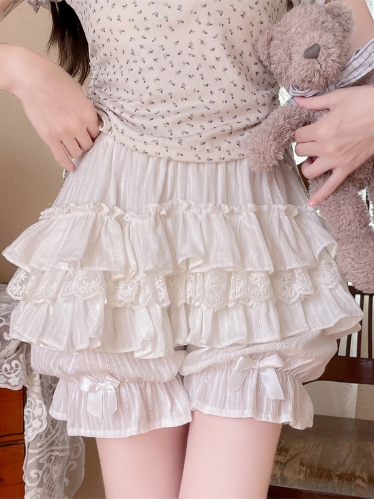 Lace trousers