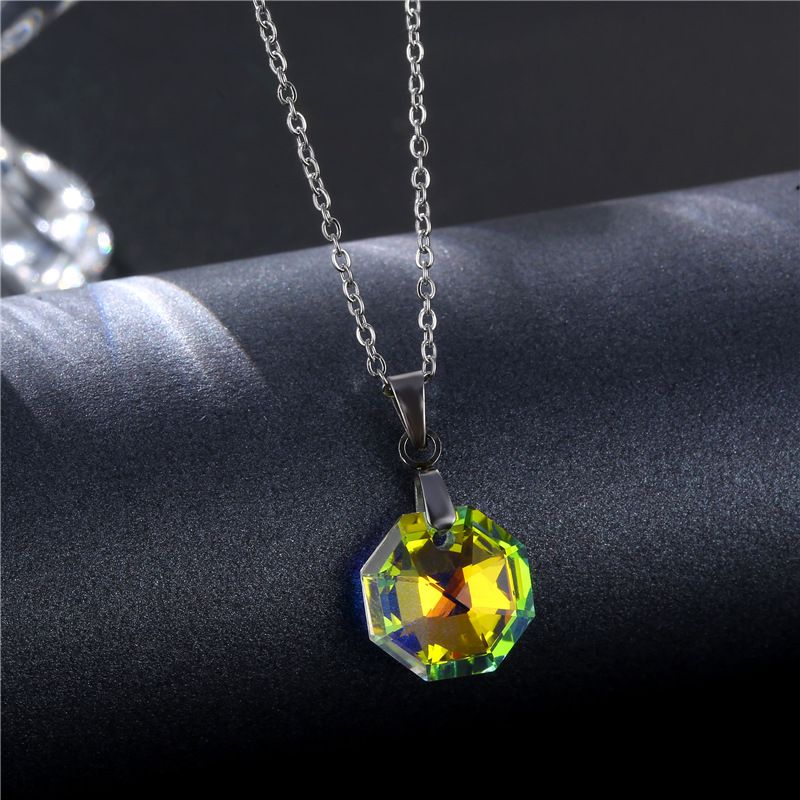 Fashion Geometric Octagonal Titanium Steel Necklace Wholesale display picture 5