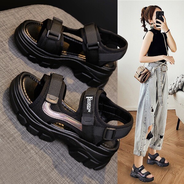 Sports sandals