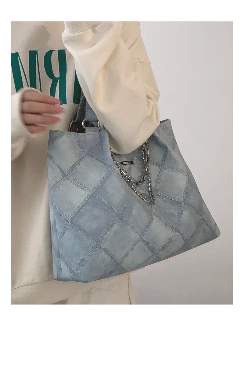 Diamond-shaped commuter bag for women 2023, a trendy and retro diamond-shaped tote bag, a large-capacity single-shoulder bag for students' classes undefined