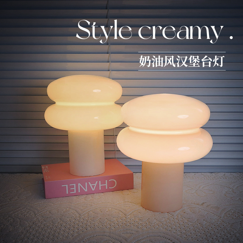 French Cream Table Lamp Muran Medieval Ceramic Bedroom Bedside Lamp Scandinavian Warm Mushroom Lamp Accessible Luxury and High-End Sense