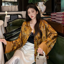 新中式国风盘扣上衣女装2025秋季新款设计感高端人丝外套 M7060