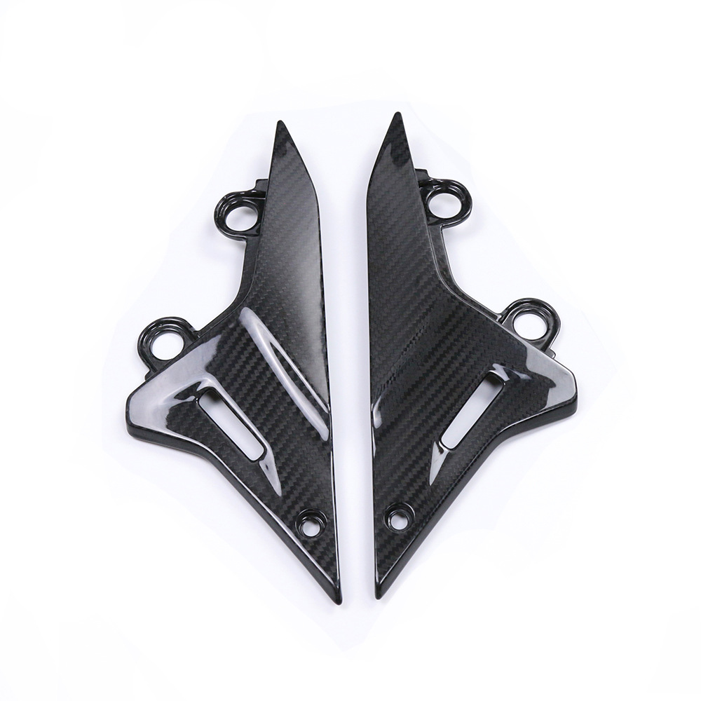 Suitable for CFMOTO spring wind 800NK sharp + modified carbon fiber shell accessories one-piece lower decorative plate cover