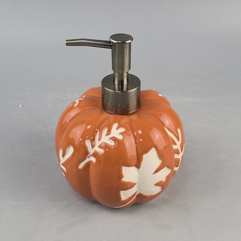 Botella de baño de calabaza de cerámica creativa personalizada de Halloween jabón pila set cerámica desinfectante de manos botella de presión botella dividida