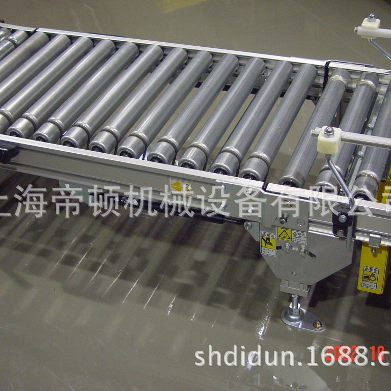 ά���򵥿ɶ� ��������Ͳ���ͻ�|�޶�����Ͳ������ �ι�����ʵ��