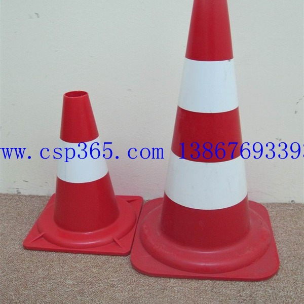 浙江PVC路锥模具专业制造商，浙江省PVC路锥模具 PP警示柱模具 吹