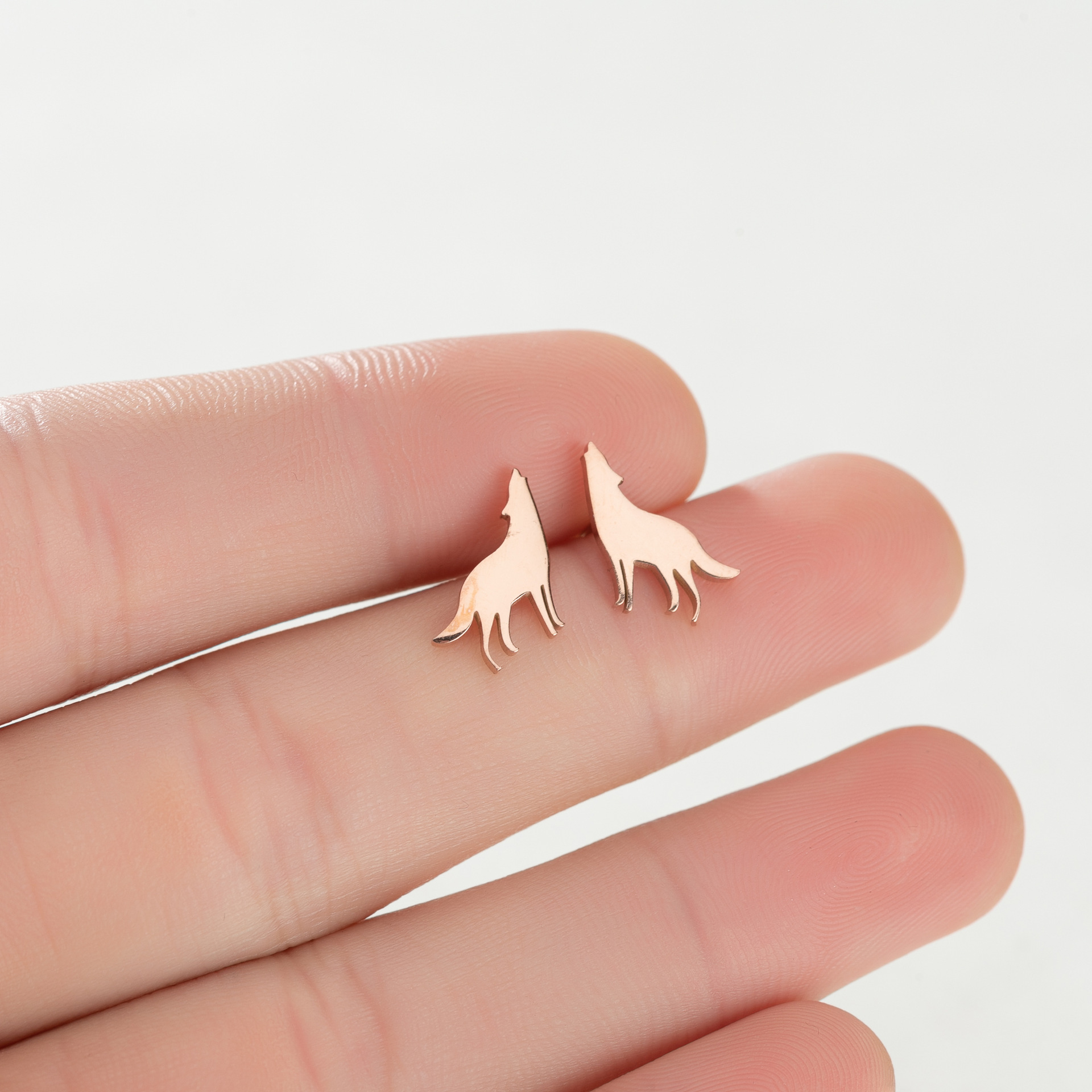 Cute Wolf Titanium Steel Ear Studs Plating No Inlaid Stainless Steel Earrings display picture 11