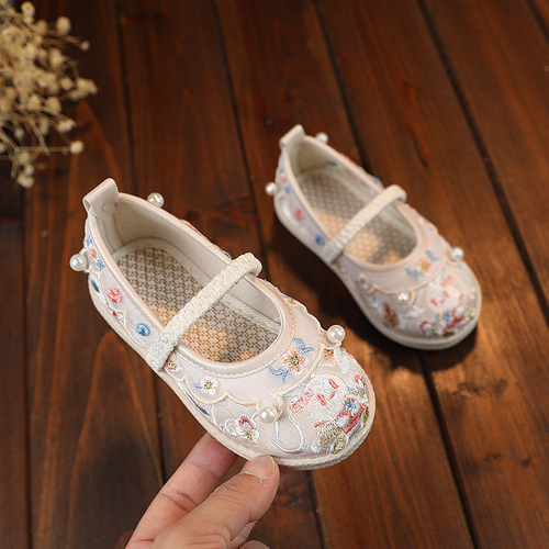 Children's Hanfu Shoes for Girls,  New Spring and Autumn Ancient Style Embroidered Shoes, Princess Children's Costume Shoes, Han Style Shoes, Fabric Shoes