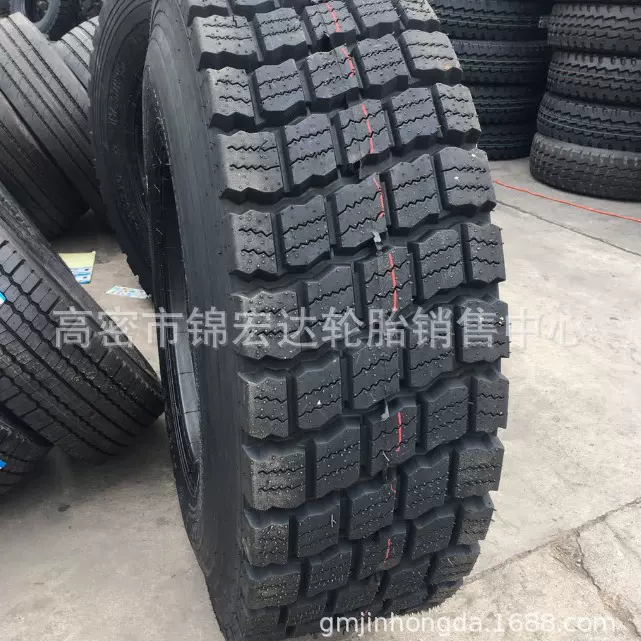 全钢装载机雪地轮胎23.5/70R16工程机械轮胎360/75R16雪地花纹
