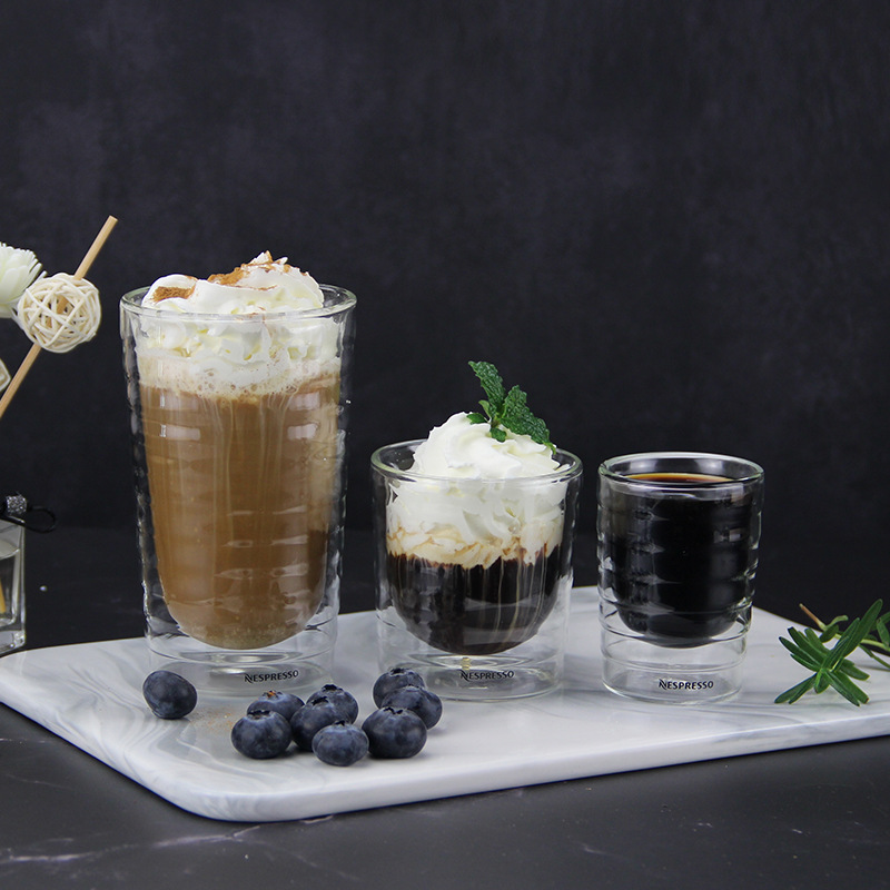 Fábrica al por mayor grande, mediano y pequeño vidrio aislado de doble capa taza roscada resistente al frío café caliente vino tinto en stock suministro transfronterizo