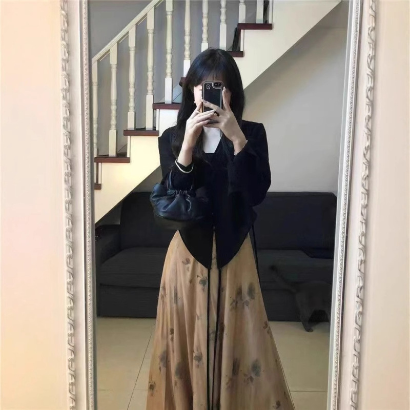 感新中式飘带别致上衣早秋水墨风高腰长款裤裙女春秋时尚套装|undefined