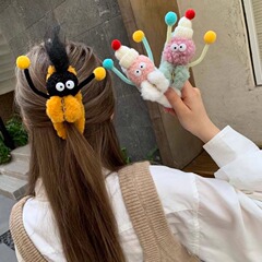 面白くて面白いぬいぐるみクリップ、醜くてかわいい、クリエイティブな後頭部ヘアクリップ、モンスターシャーククリップ、かわいい女性用ヘアアクセサリー