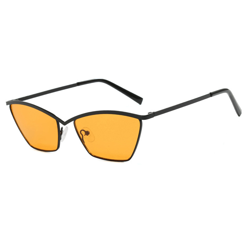 Tabletas de naranja con marco negro