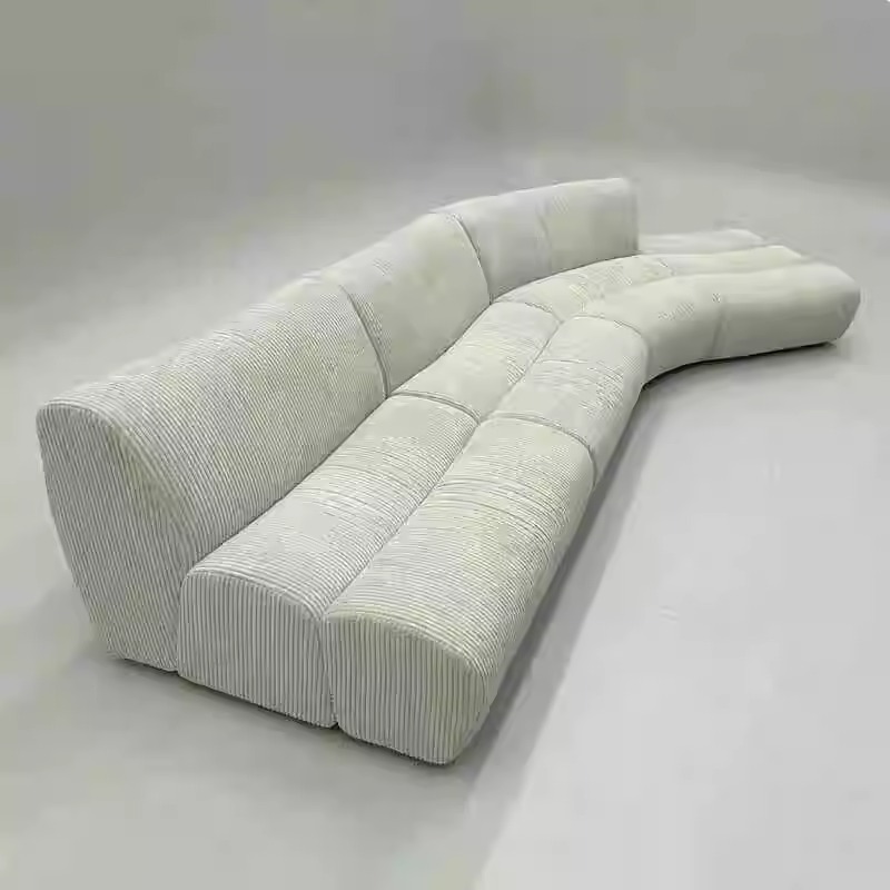 Sofá de bambú minimalista italiano sala de estar tela de viento crema nueva creatividad de gran casa módulo combinado sofá curvo