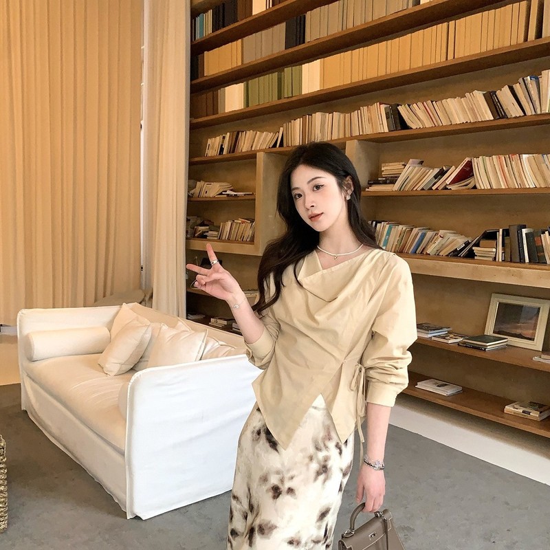 烟雾公子  韩系荡领原创设计白衬衣气质不规则斜襟系带收腰上衣|undefined