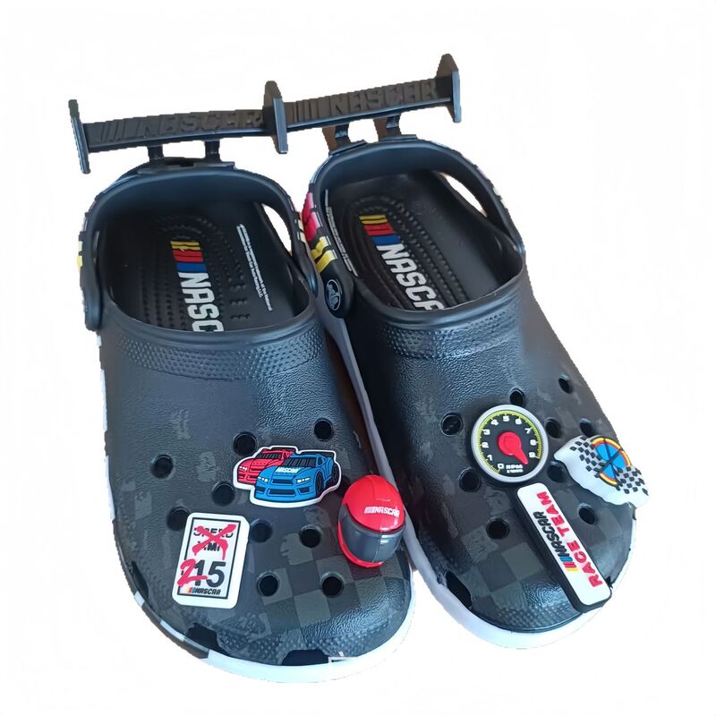 Kajia's New Racing-Themed Clogs for Men and Women, Outdoor Non-Slip Beach Shoes, Classic Flashing Lights, Wholesale from the Manufacturer